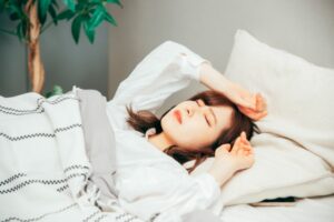 眠れない女性